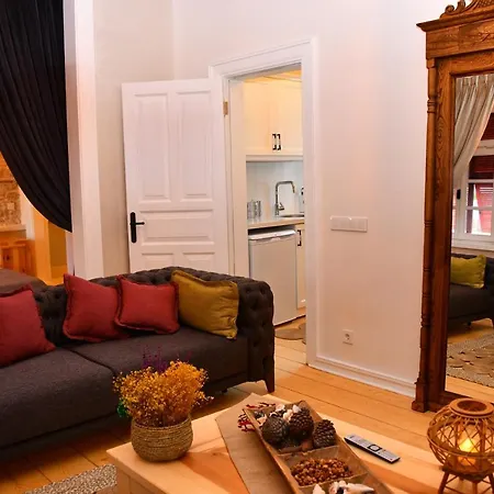 Tarihi Sakiz Hanim Konagi - Eski Holiday home *